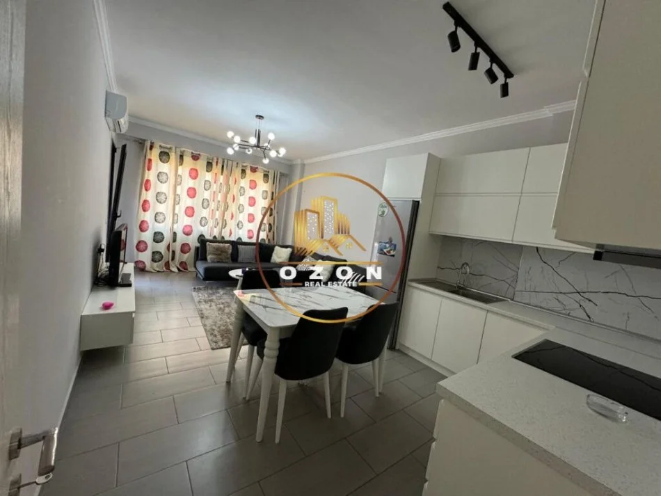 Jepet me Qira Apartament 1+1 tek Rruga Ali Doçi, Selitë! 45,000ALL