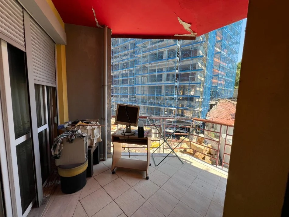 Tirane, jepet me qera apartament 2+1 Kati 2, 110 m² 550 € (Sacioni i Trenit)