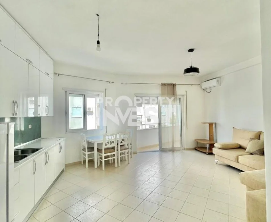 Tirane, jepet me qera apartament 1+1 Kati 2, 75 m² 300 € (Fresku)