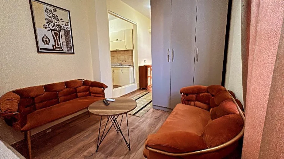 SHITET APARTAMENT 2+1+2  TE AMBASADA AMERIKANE , 248.000 €