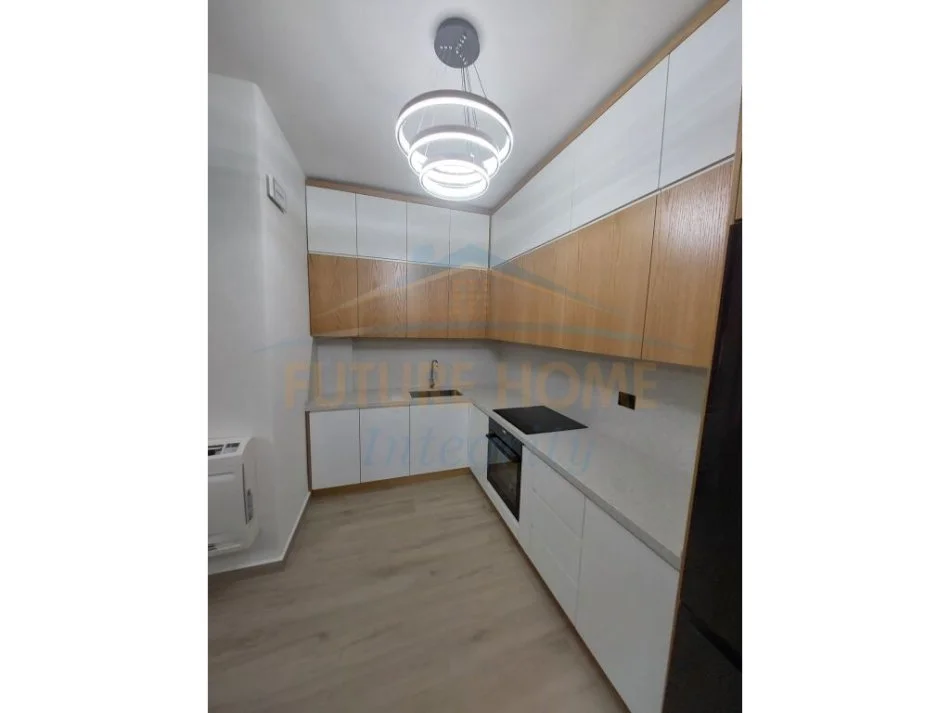 Tirane, shitet 1+1 Kati 1, 74 m² 250.000 € (TEG)