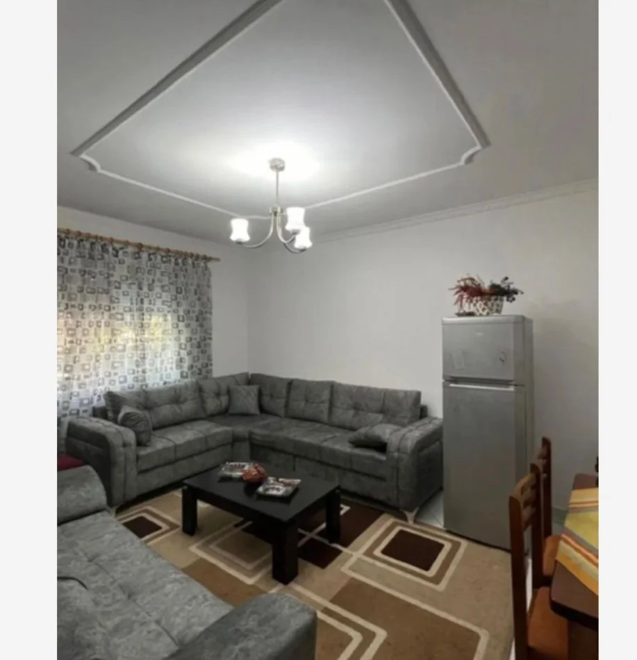 Tirane, shitet apartament 1+1 Kati 1, 45 m² 65.000 € (Rruga Varri Bamit)