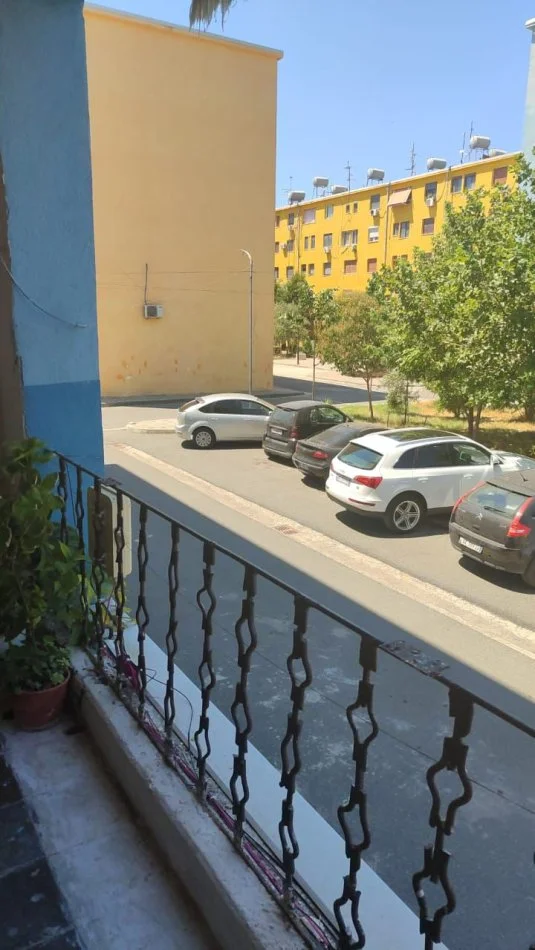 Durres, shitet apartament 1+1+Aneks Kati 2, 56 m² 60.000 € (Rruga "Jeta e Re", lagja 18, prane parkut te ri "VALA" tek Stadiumi)