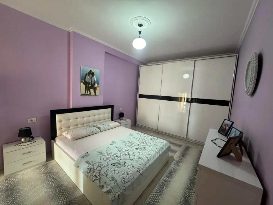 Tirane, shitet apartament 2+1+Ballkon Kati 5, 97 m² 130.000 € (Astir prane vila l)