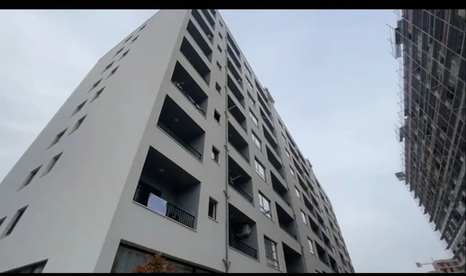 Tirane, shitet apartament 2+1 Kati 7, 104 m² 69.000 € (Kamez, Tiran)