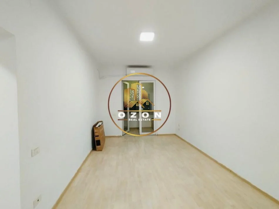 Apartament 3+1+2 për Qira në Rrugën Mine Peza 1000 € !