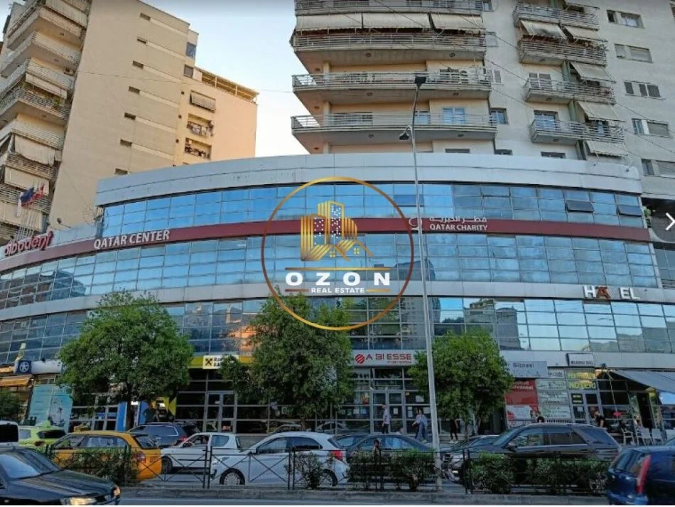 Shitet Apartament 1+1 tek Zogu i Zi 155000!