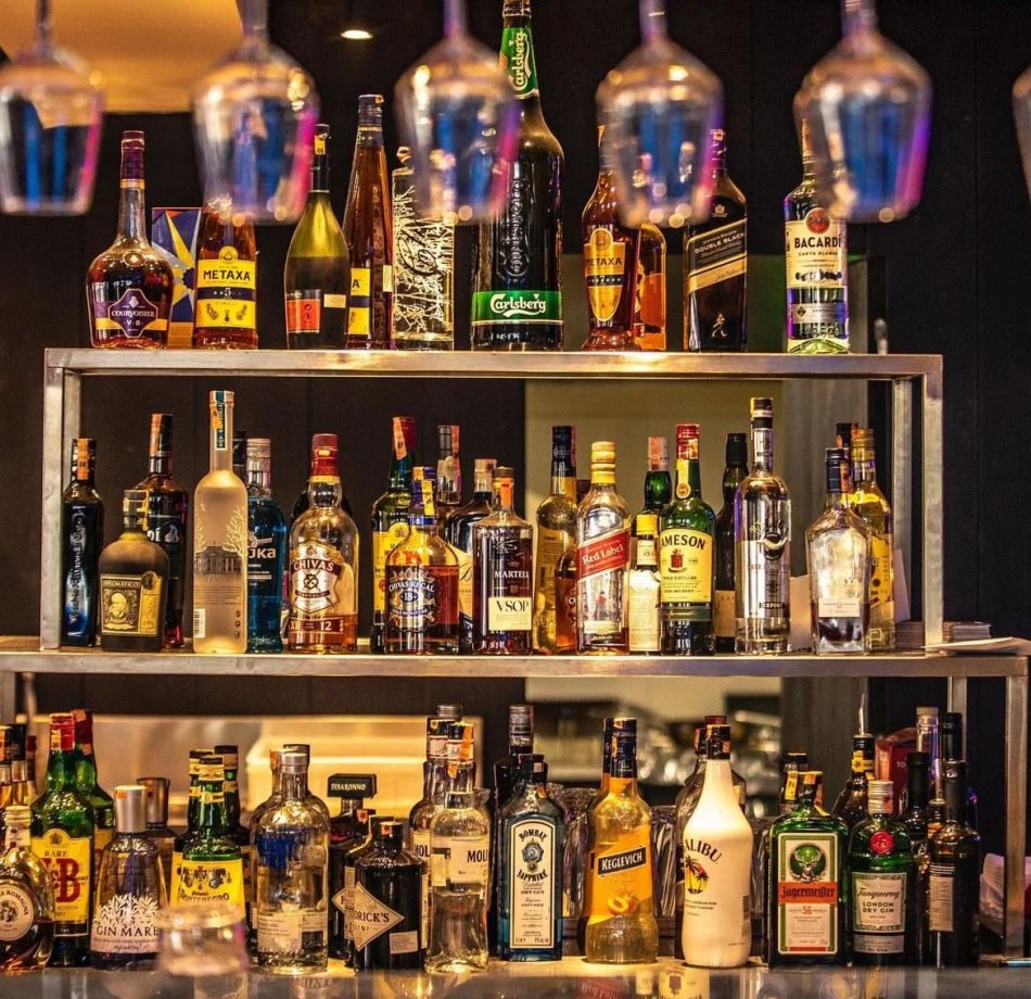 Tirane, jepet me qera lokal Kati 0, 400 m² 3.500 €