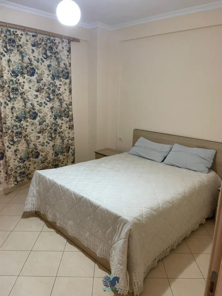 Jepet Me Qera Apartament 2+1 Tek Kodra e Diellit [ID P02146]