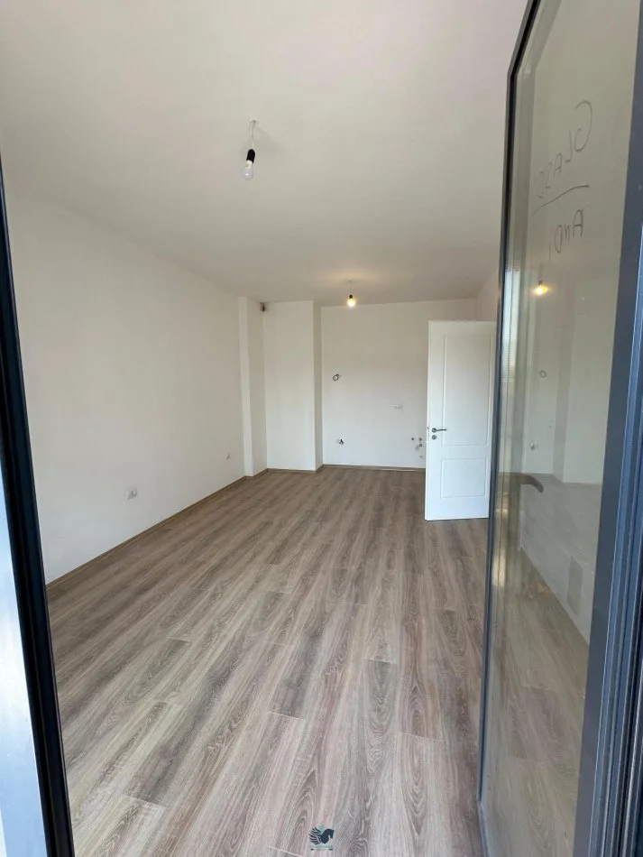 Jepet Me Qera Apartament 2+1 Ne Kinostudio [ID P02144]