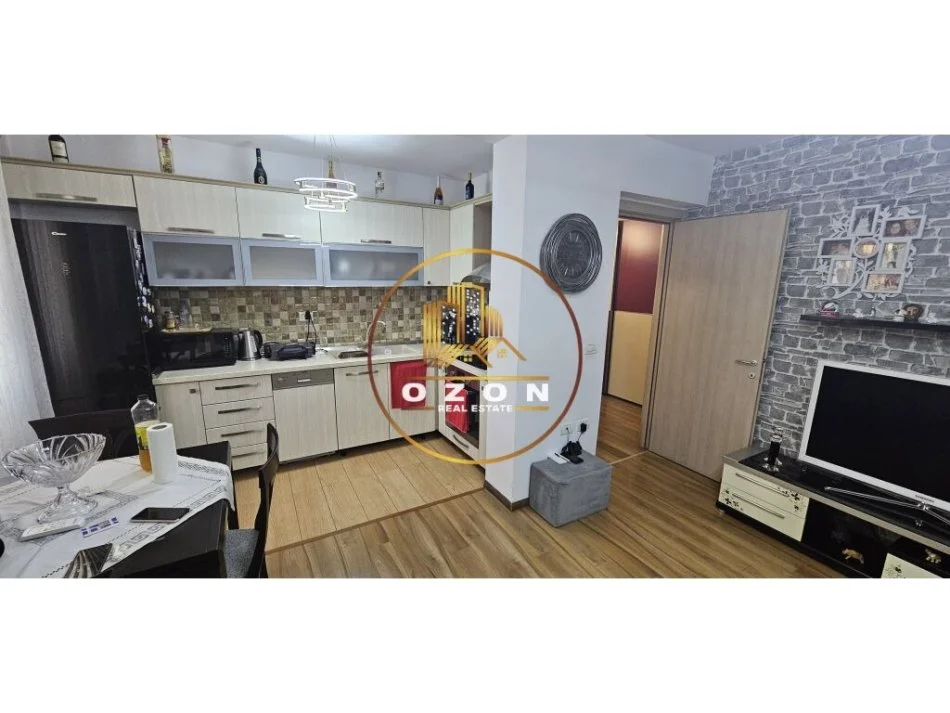 Apartament 3+1 me Qira shumë pranë Rrugicës së Salës! 850 €