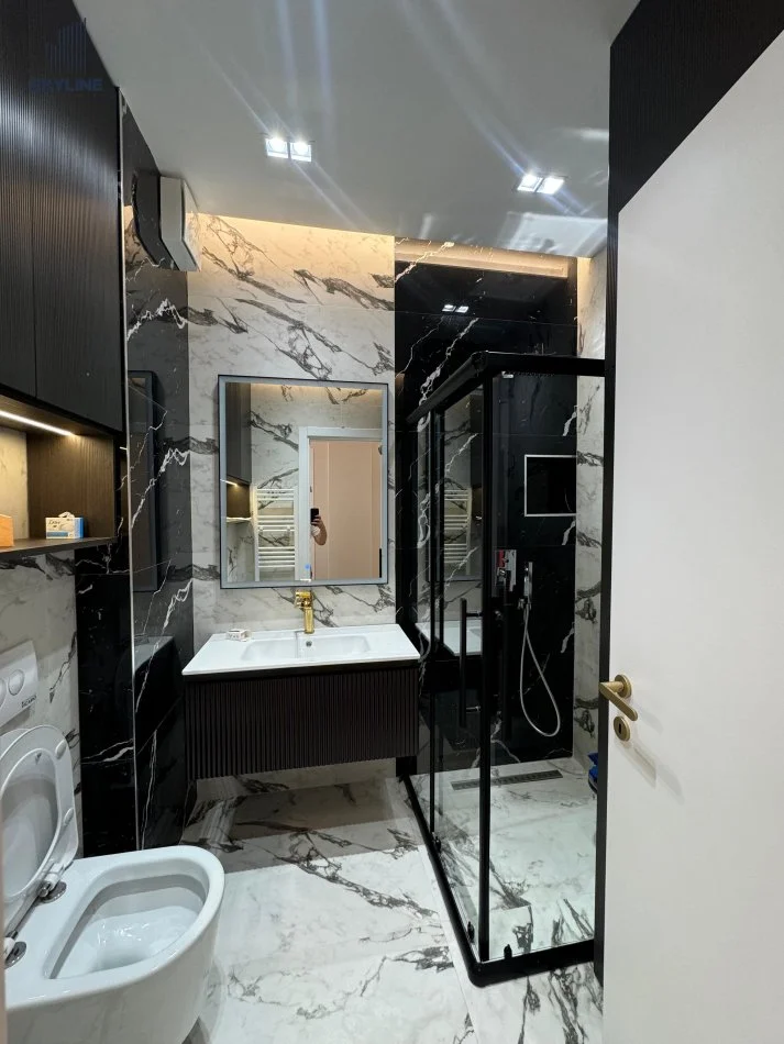 Tirane, shitet apartament 2+1+Ballkon Kati 7, 117 m² 230.000 € 