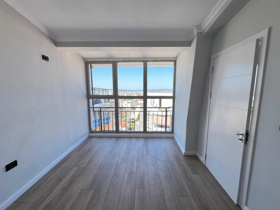 Tirane, shitet apartament 2+1 Kati 7, 120 m² 133.000 € (Fresku)