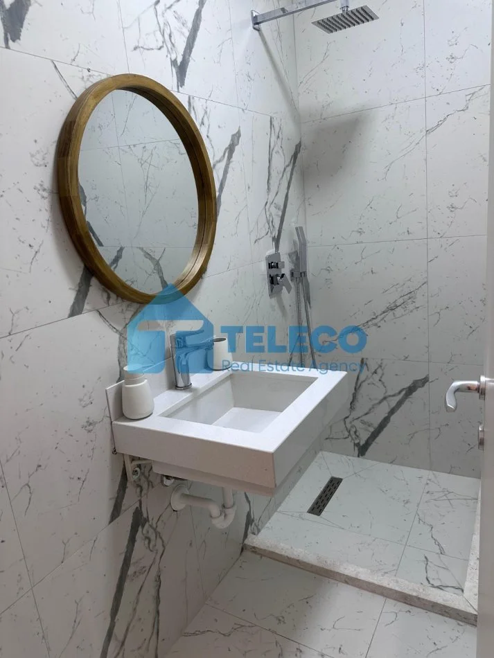 Tirane, jepet me qera apartament 1+1+Ballkon Kati 2, 500 € (Rruga e Dibres)