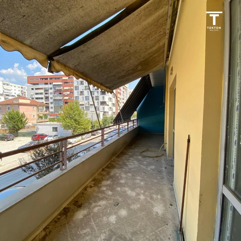 Tirane, shitet apartament 2+1+Ballkon Kati 1, 119 m² 125.000 € (Astir)