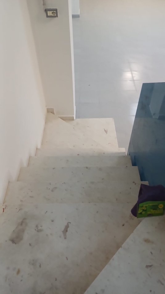 Tirane, jepet me qera ambjent biznesi Kati 0, 150 m² 1.000 € (Rruga Jordan Misja) TT 1229