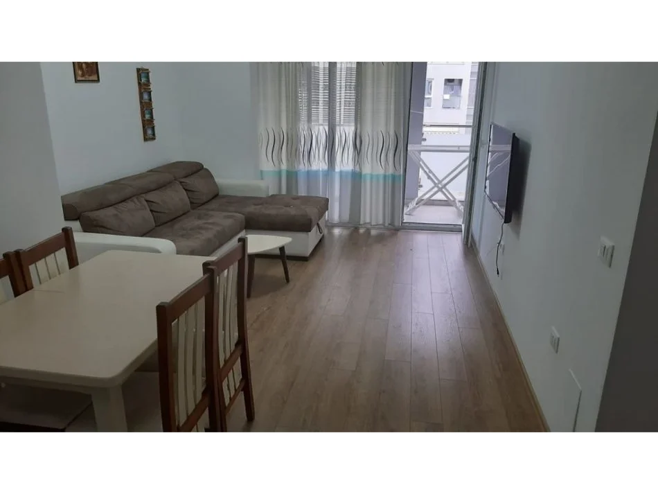 Apartament 2+1 me Qira tek Kika 2, Komuna e Parisit!