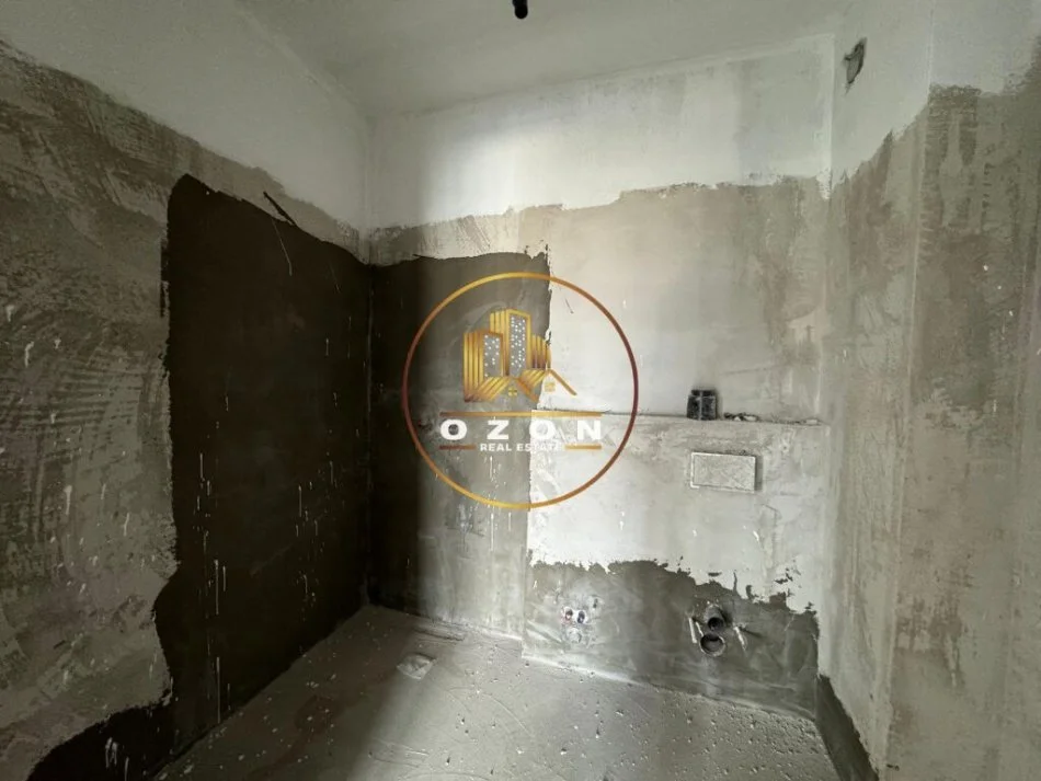 Apartament 3+1+2 për shitje në Rezidencën Oasis, Unaza e Re!