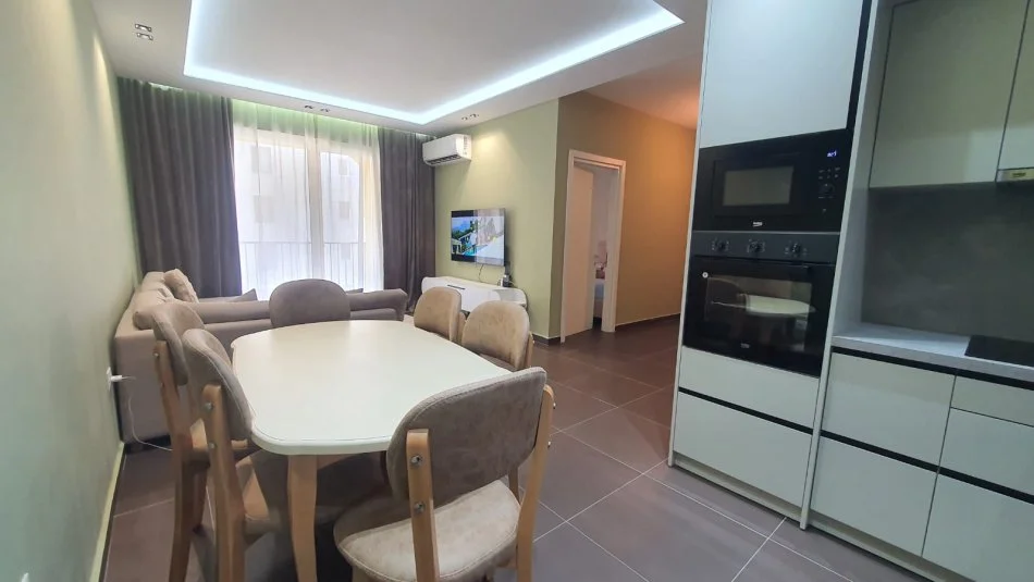 Tirane, jepet me qera 2+1 Kati 4, 102 m² 550 € (Rruga 3 Deshmoret,Yzberisht)