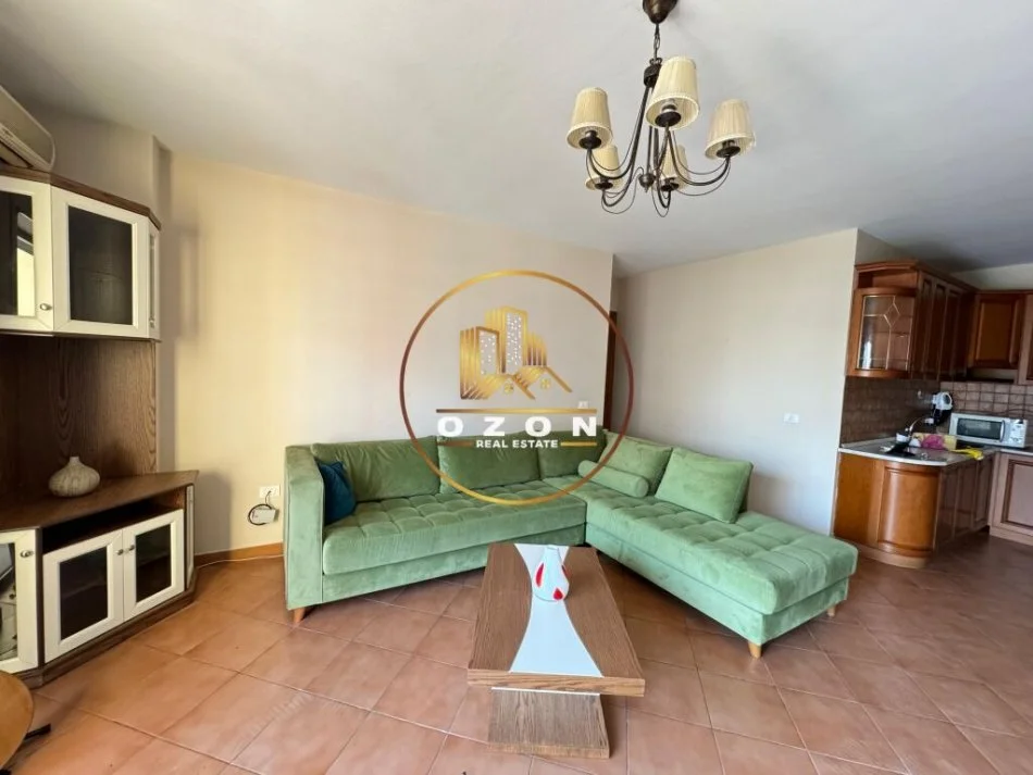 Apartament 1+1 për qira tek Garda e Republikës! 900 €