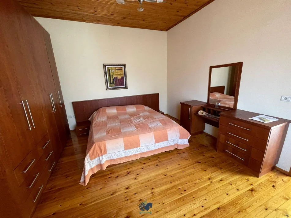 Jepet Me Qera Shtepi Private 2+1 Tek Shkolla e Kuqe [ID PV0474]