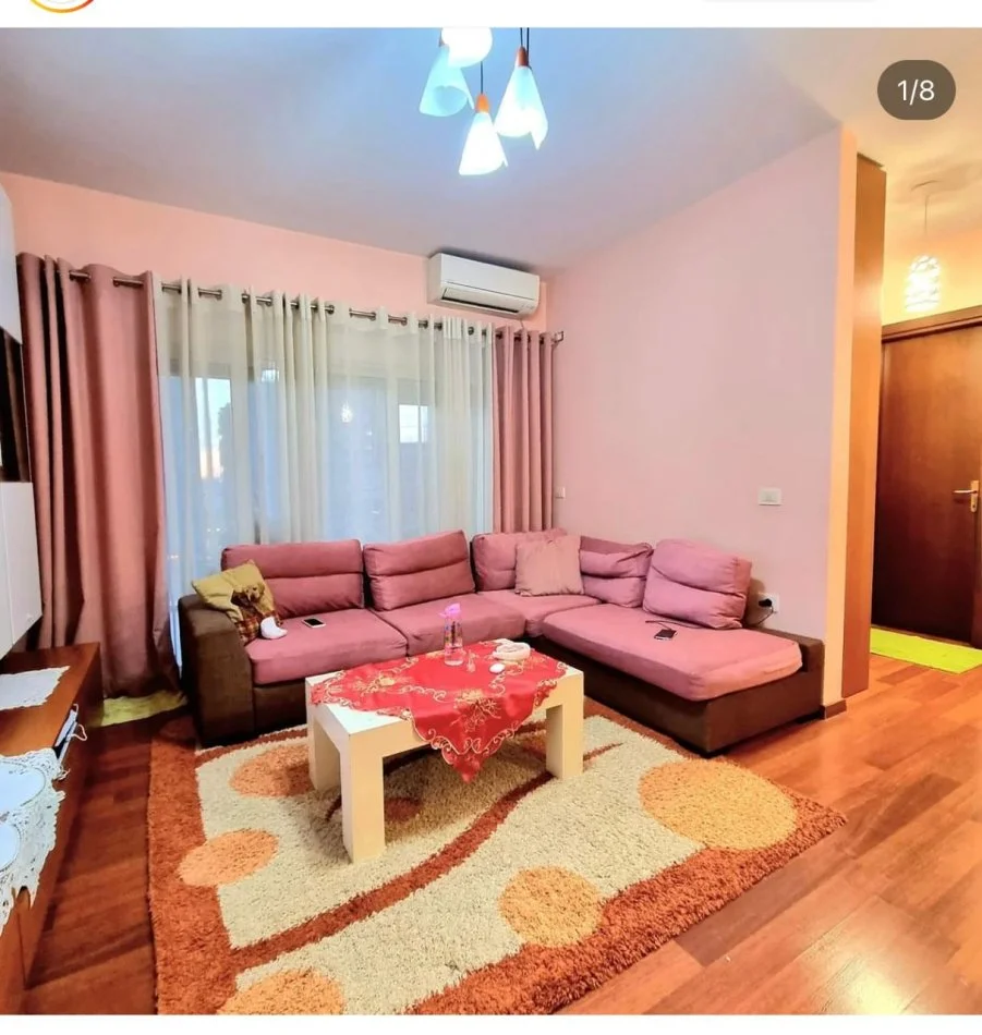 Tirane, jepet me qera apartament 2+1 Kati 5, 100 m² 500 € (fusha aviacionit)