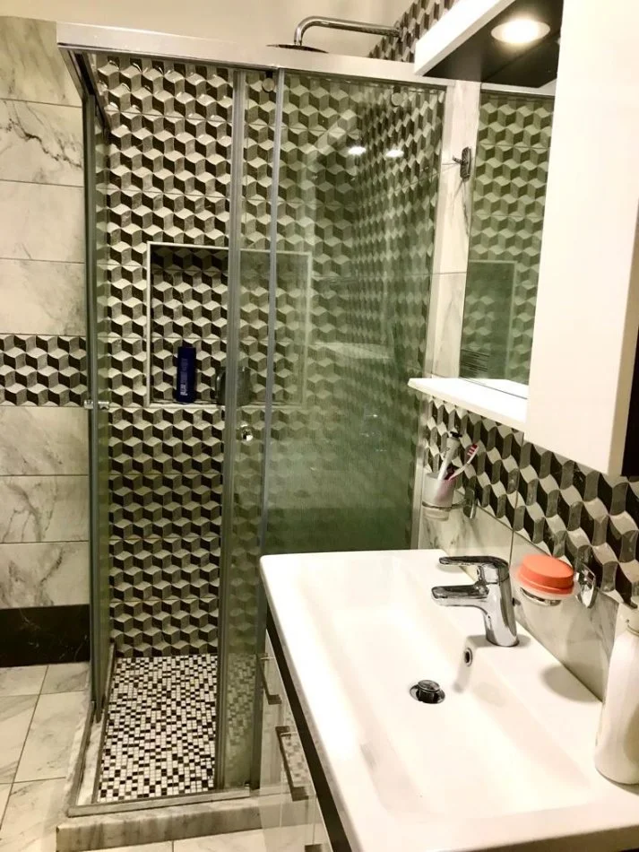 Tirane, jepet me qera apartament 1+1 Kati 3, 450 € 