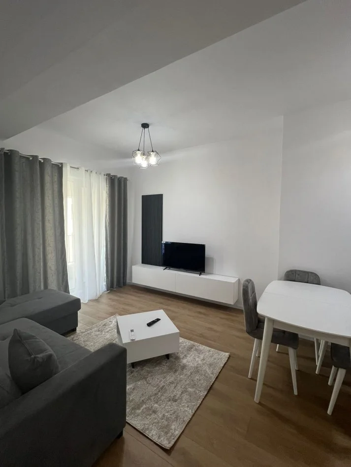 Tirane, jepet me qera apartament 1+1+Aneks+Ballkon Kati 5, 400 € (Pasho Hysa)