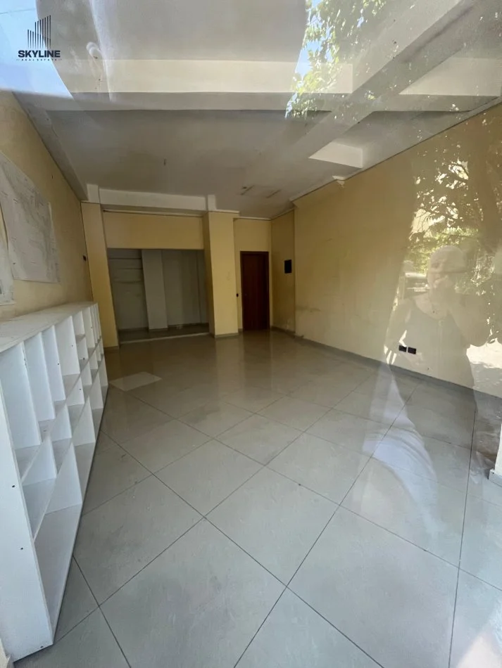 Tirane, jepet me qera ambjent biznesi Kati 0, 50 m² 600 € (Hoxha Tahsim)