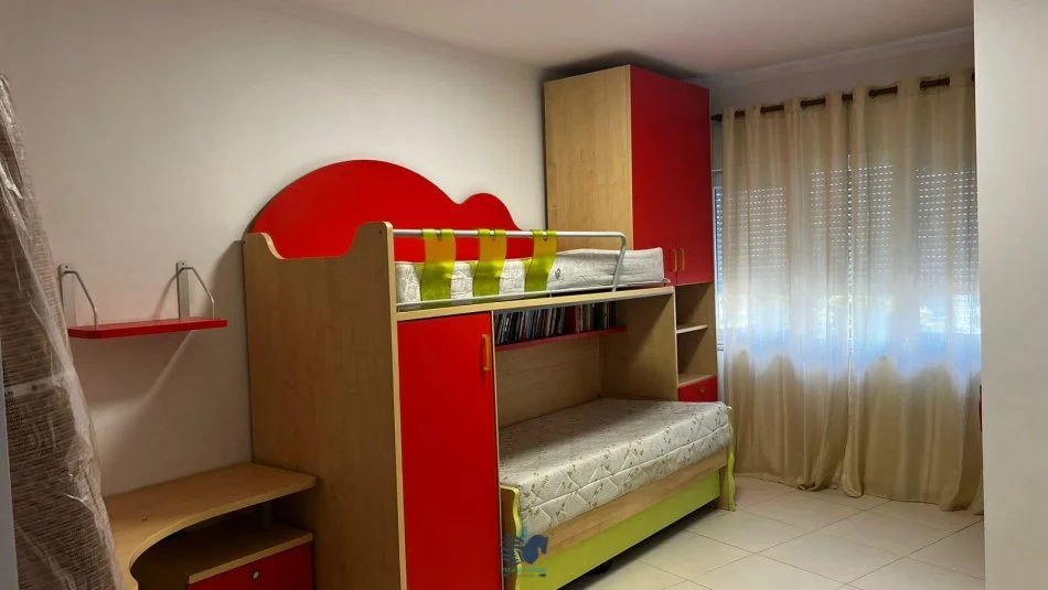 Jepet Me Qera Apartament 2+1 Te Sheshi Willson [ID P02151]