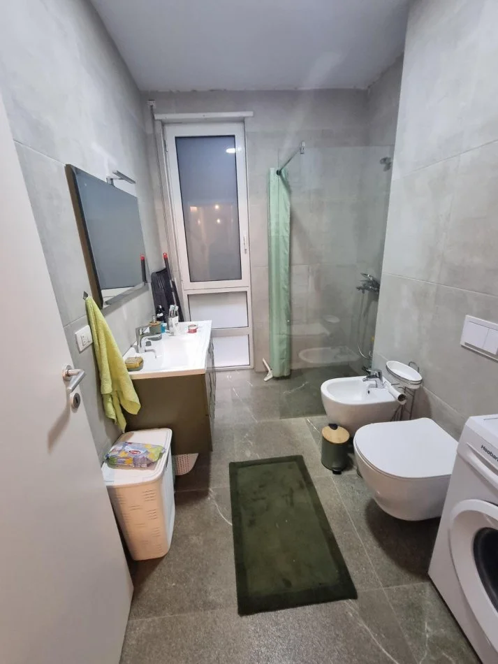 Durres, shitet apartament 2+1 , 450 m² 340.000 € (San Pietro , Gjiri i Lalezi)