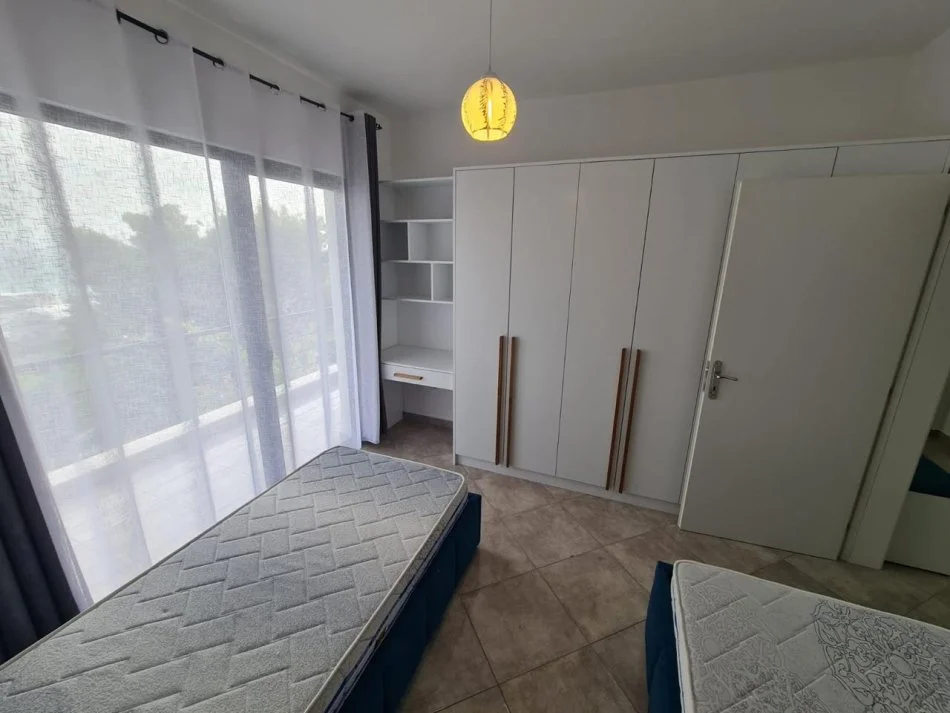 Durres, shitet apartament 2+1+Ballkon Kati 2, 100 m² 155.000 € (Vila e Zogut)