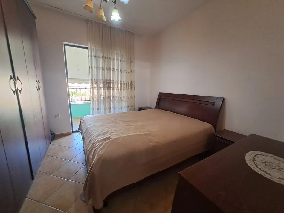 Tirane, Apartament 2+1  me qira Kati 5, 97 m² 600 € (9 kateshet)