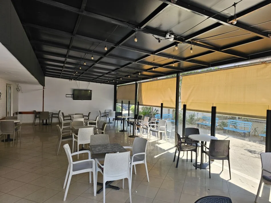 Tirane, jepet me qera lokal Kati 0, 200 m² 800 € (Vasil Shanto)