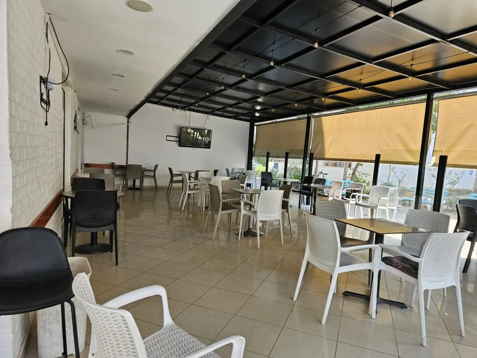 Tirane, jepet me qera lokal Kati 0, 200 m² 800 € (Vasil Shanto)