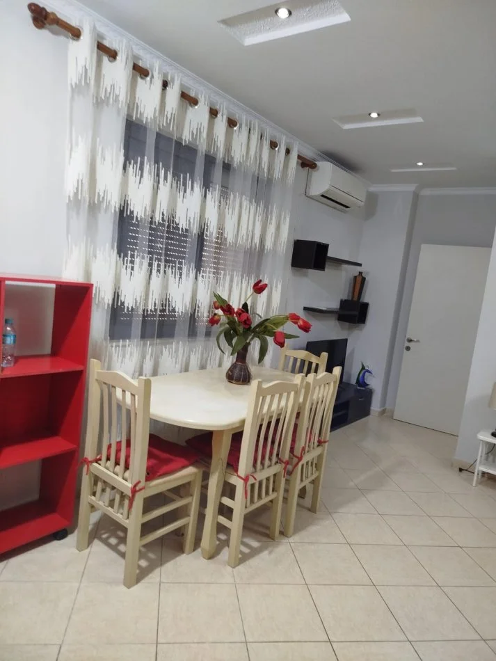 Tirane, Apartament 1+1  me qira Kati 1, 77 m² 35 000 ALL  (Fresk)