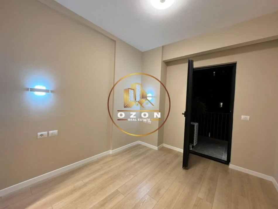 Tek Tirana Garden Building Ofrohet Apartament 1+1 për Qira!