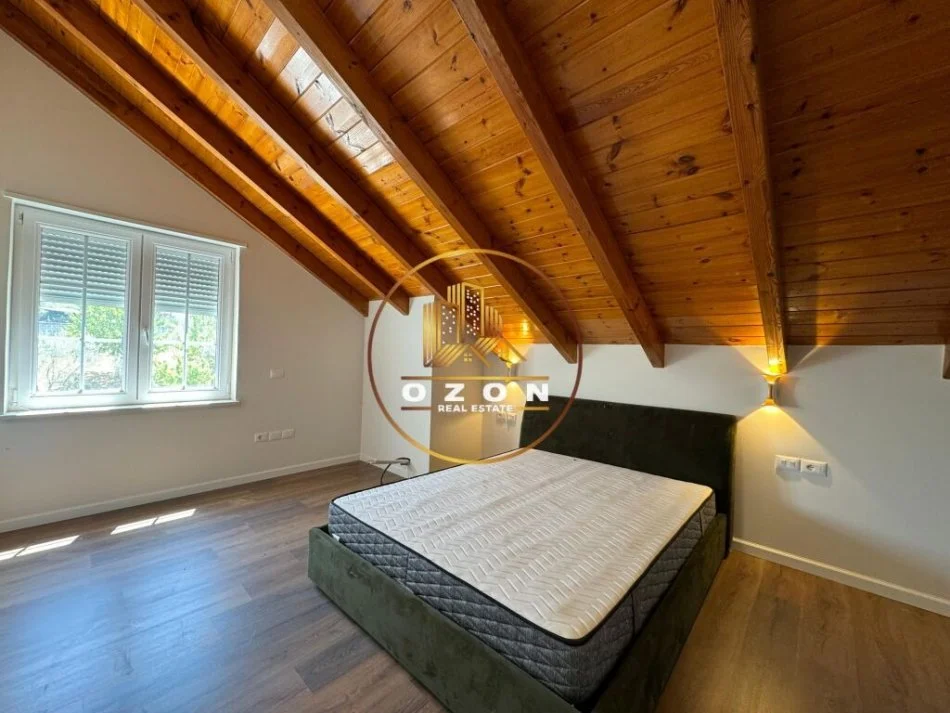 Vila 3-Katëshe Moderne me Qira në Rezidencën Akacia Hills, Mjull Bathore!