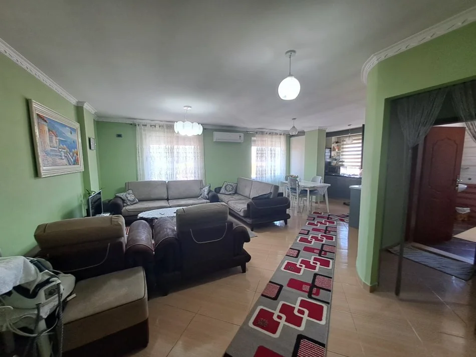 Tirane, Apartament 2+1 per shitje Kati 5, 102 m² 139.500 € (Don Bosko)
