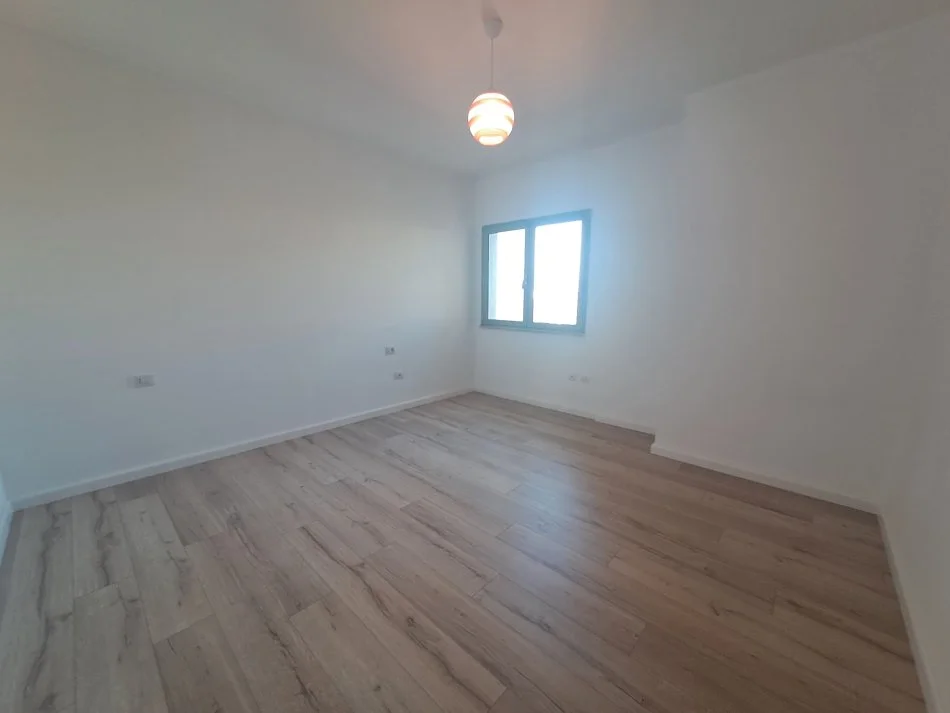 Tirane, Apartament per shitje 1+1 Kati 5, 71 m²  155 000 Euro (Zogu Zi)