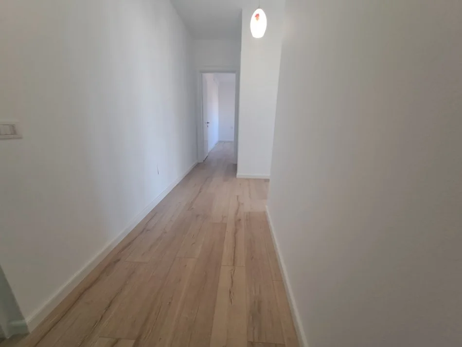 Tirane, Apartament per shitje 1+1 Kati 5, 71 m²  155 000 Euro (Zogu Zi)