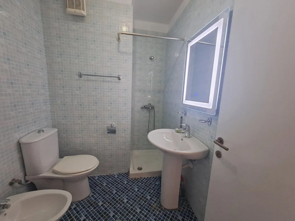 Tirane, Apartament per shitje 1+1 Kati 5, 71 m²  155 000 Euro (Zogu Zi)