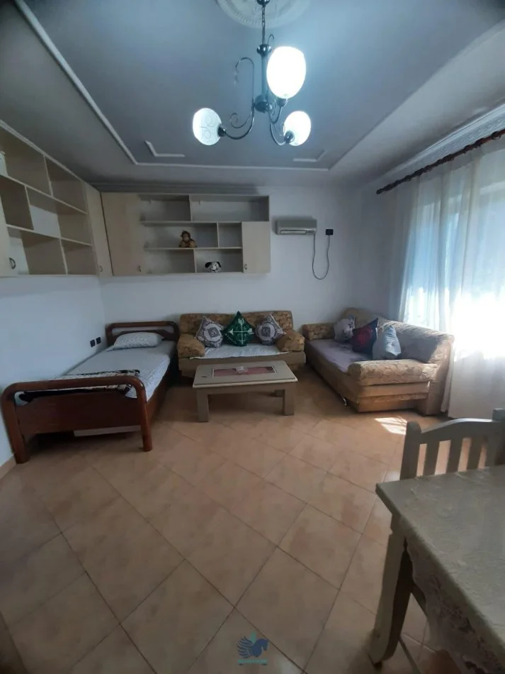 Jepet Me Qera Apartament 1+1 Tek Brryli [ID PE048]