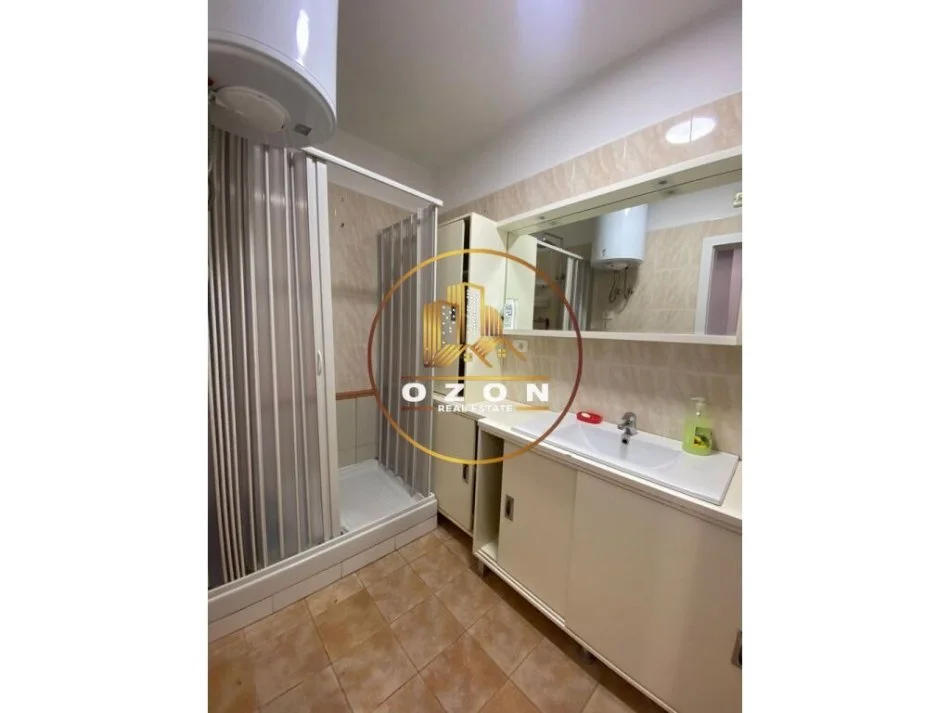 Apartament 2+1+2 për qira tek Ish Ekspozita!