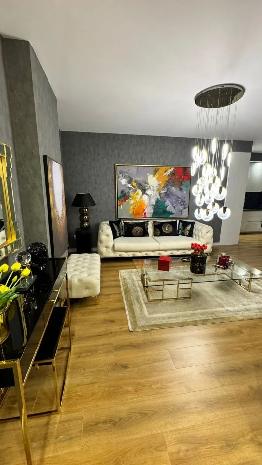 Tirane, shitet apartament 2+1+Aneks+Ballkon Kati 9, 134 m² 269.000 € (21 Dhjetori)