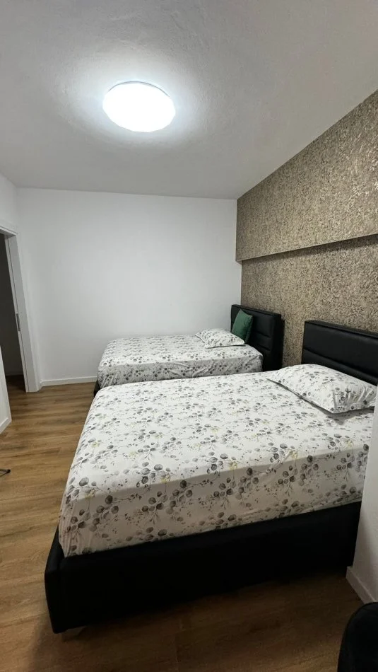 Tirane, shitet apartament 2+1+Aneks+Ballkon Kati 9, 134 m² 269.000 € (21 Dhjetori)