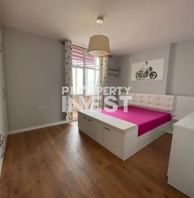 Tirane, jepet me qera apartament 2+1+Aneks+Ballkon Kati 13, 125 m² 1.100 € (ish ekspozita)