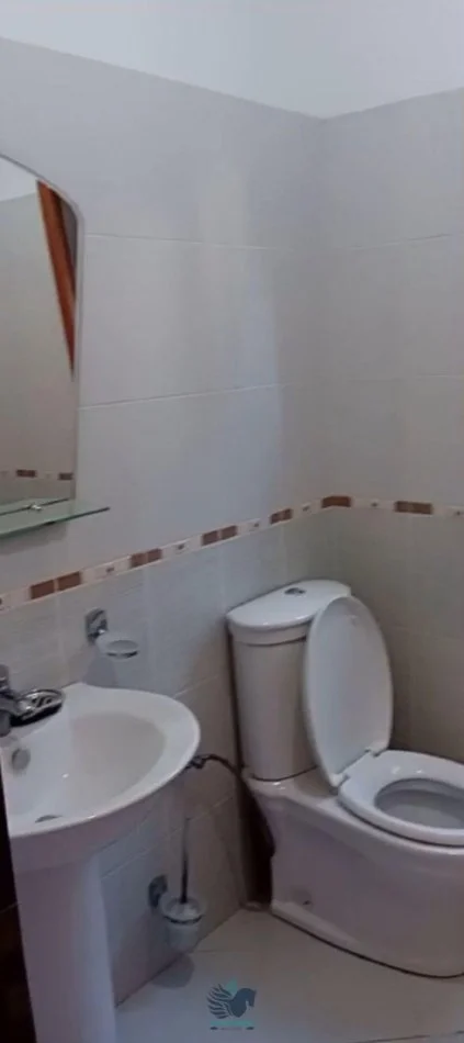 Jepet Me Qera Kat Vile 3+1 Tek 5 Maji [ID PV0478]