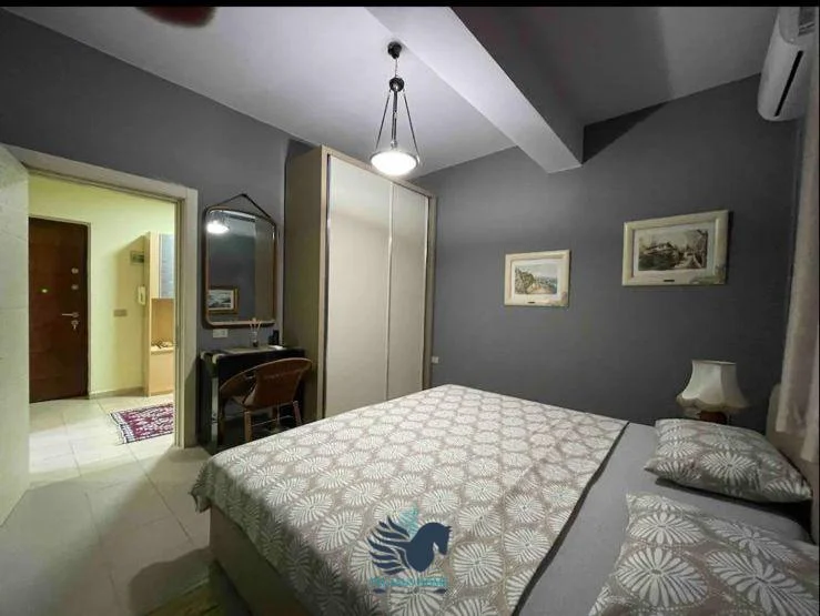 Jepet Me Qera Apartament 2+1 Tek Bulevardi Zogu I [ID PV0479]