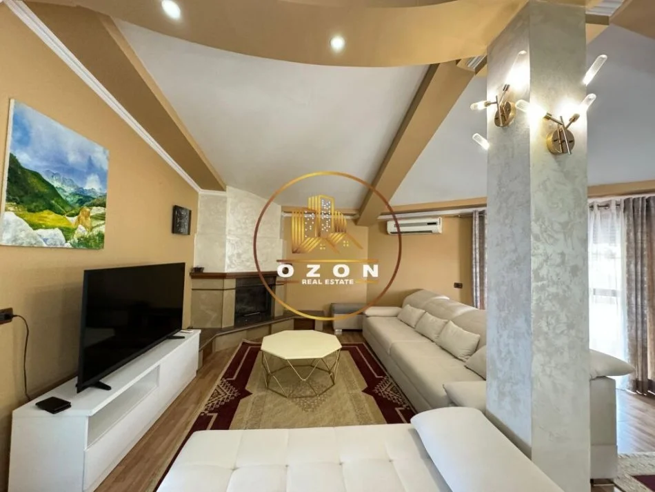 Apartament 1+1 me qira në Rrugën e Elbasanit, pranë Sofrës së Ariut (kat i vilës)